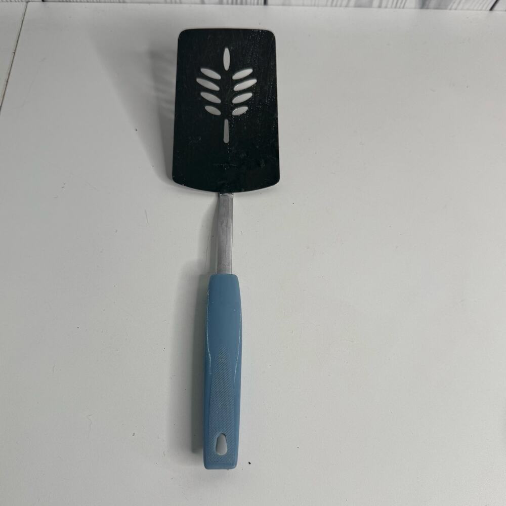 Vintage Metal Spatula Blue Handle Thin Edge Slotted Wheat Pattern Farmhouse